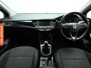 Used Vauxhall Astra 2017 for sale - 77147523: Photo