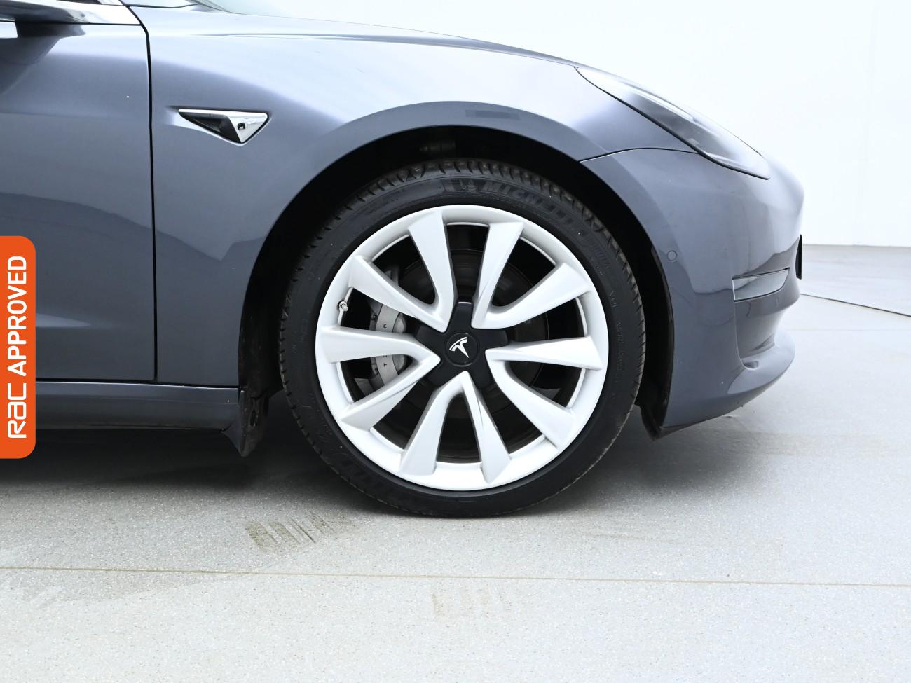 Used Tesla Model 3 2020 for sale - 76697623: Photo 32