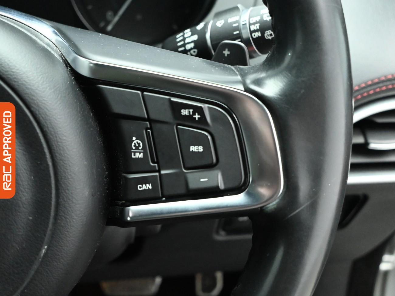 Used Jaguar F-Pace 2016 for sale - 76576270: Photo 22