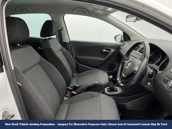 Used Volkswagen Polo 2017 for sale - 79149842: Photo