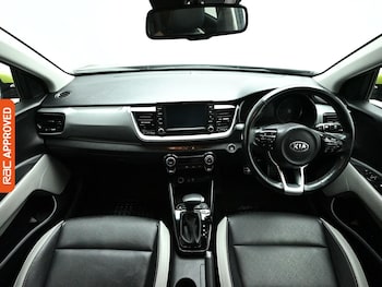 Used Kia Stonic 2019 for sale - 79568375: Photo