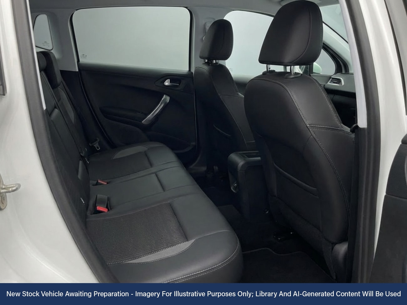 Used Peugeot 2008 2017 for sale - 77348334: Photo 4