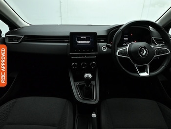 Used Renault Clio 2021 for sale - 79206726: Photo