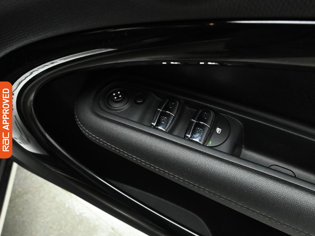 Used MINI Countryman 2016 for sale - 76892457: Photo 24