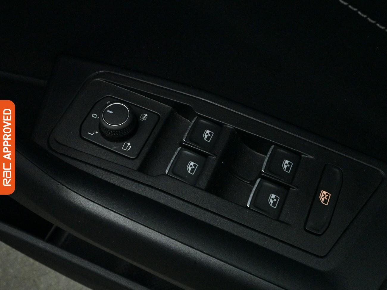 Used Volkswagen T-Roc 2023 for sale - 78197593: Photo 23