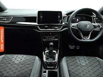 Used Volkswagen T-Roc 2023 for sale - 78197593: Photo