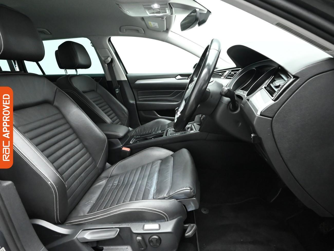 Used Volkswagen Passat 2020 for sale - 77236021: Photo 12