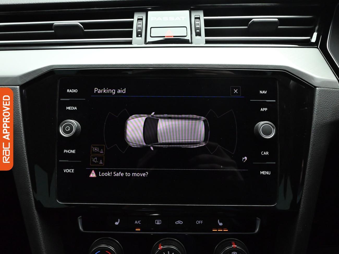 Used Volkswagen Passat 2020 for sale - 77236021: Photo 3