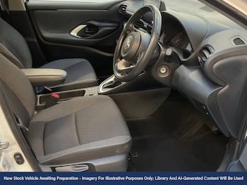 Used Toyota Yaris 2021 for sale - 78341523: Photo