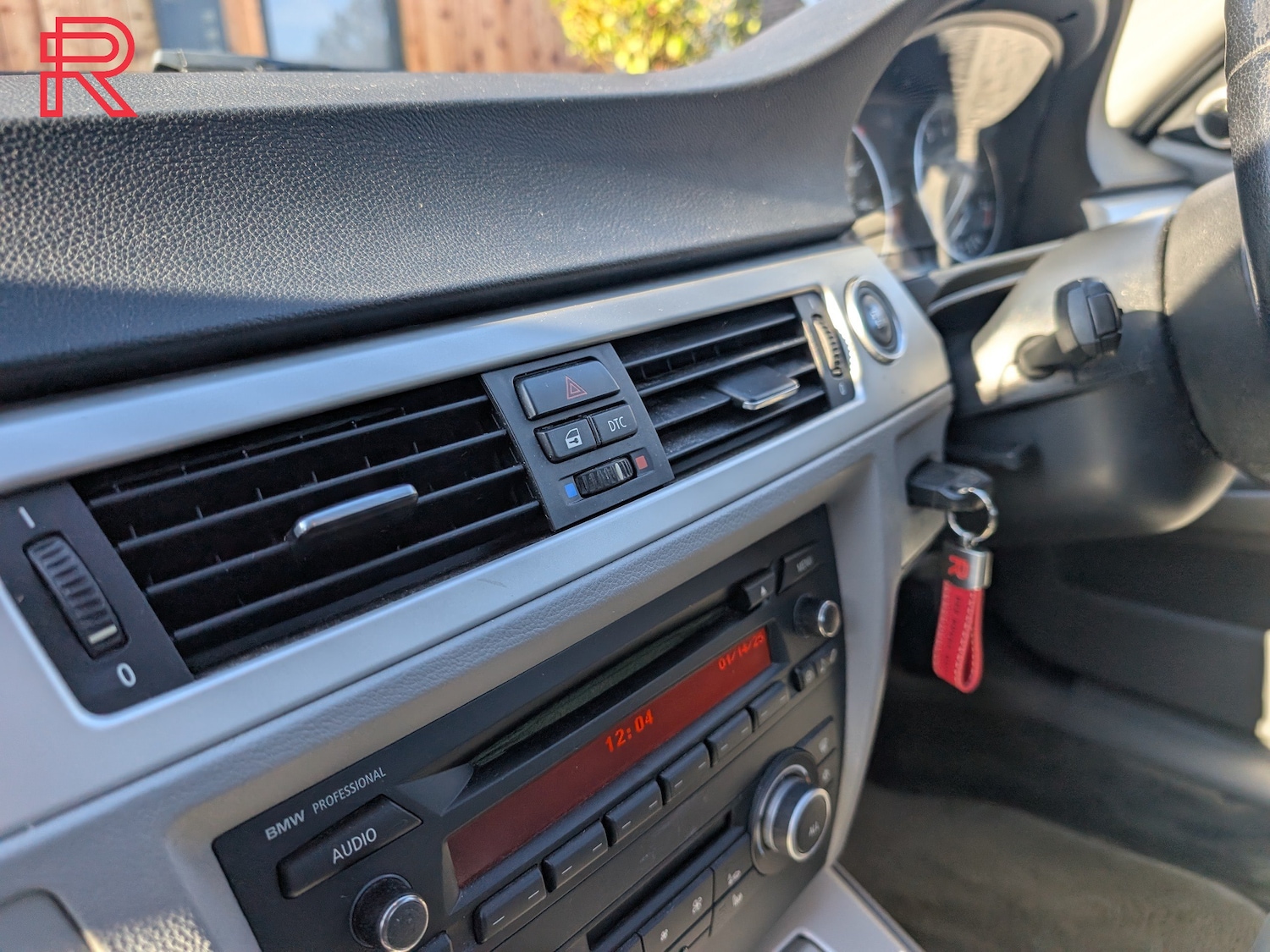 Used BMW 3 Series 2010 for sale - 77200767: Photo 32