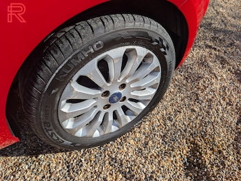 Used Ford Ka 2014 for sale - 78210574: Photo