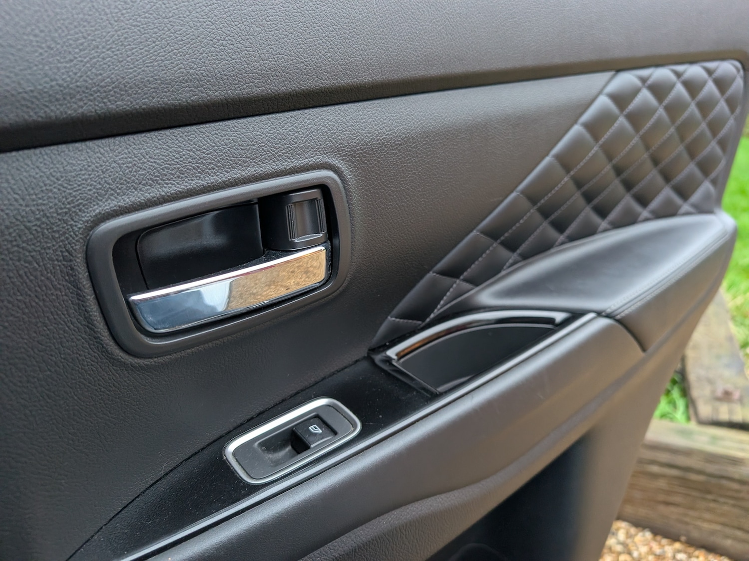 Used Mitsubishi Outlander for sale - 77033577: Photo 37