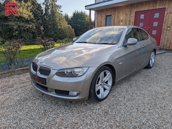 Used BMW 3 Series 2009 for sale - 78111733: Photo