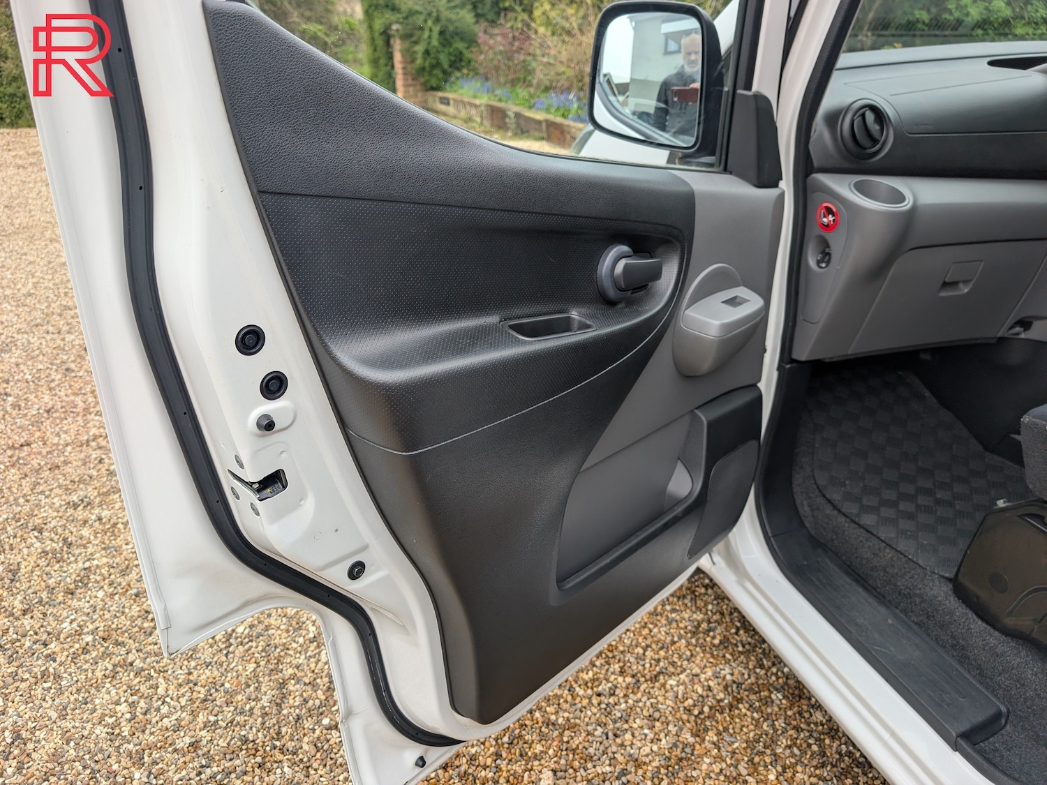 Used Nissan e-NV200 2016 for sale - 77989856: Photo 21