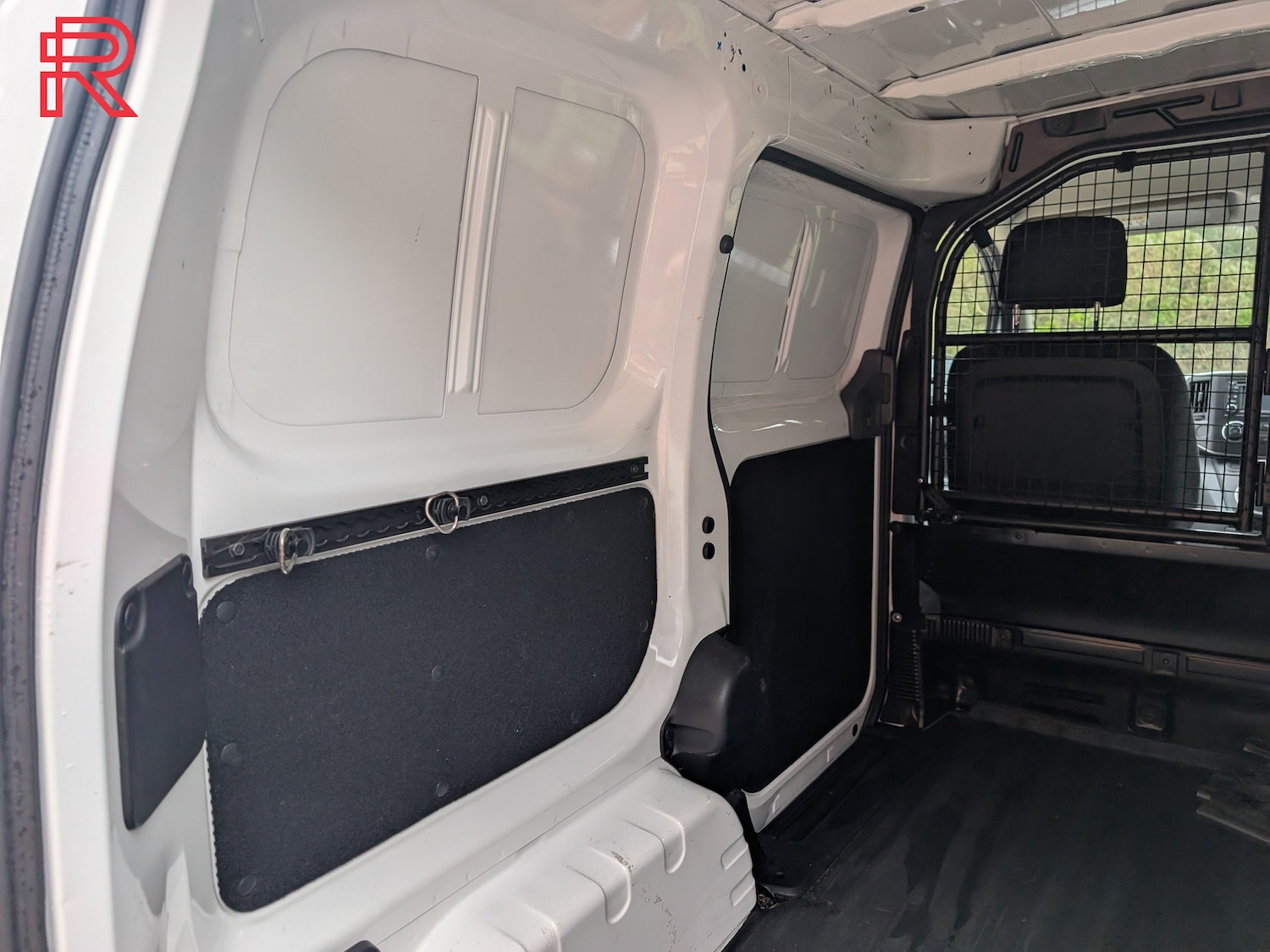 Used Nissan e-NV200 2016 for sale - 77989856: Photo 37