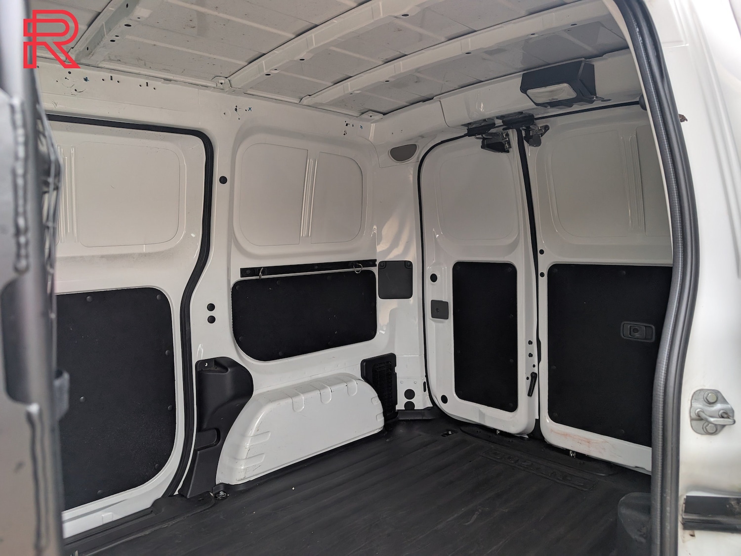 Used Nissan e-NV200 2016 for sale - 77989856: Photo 92