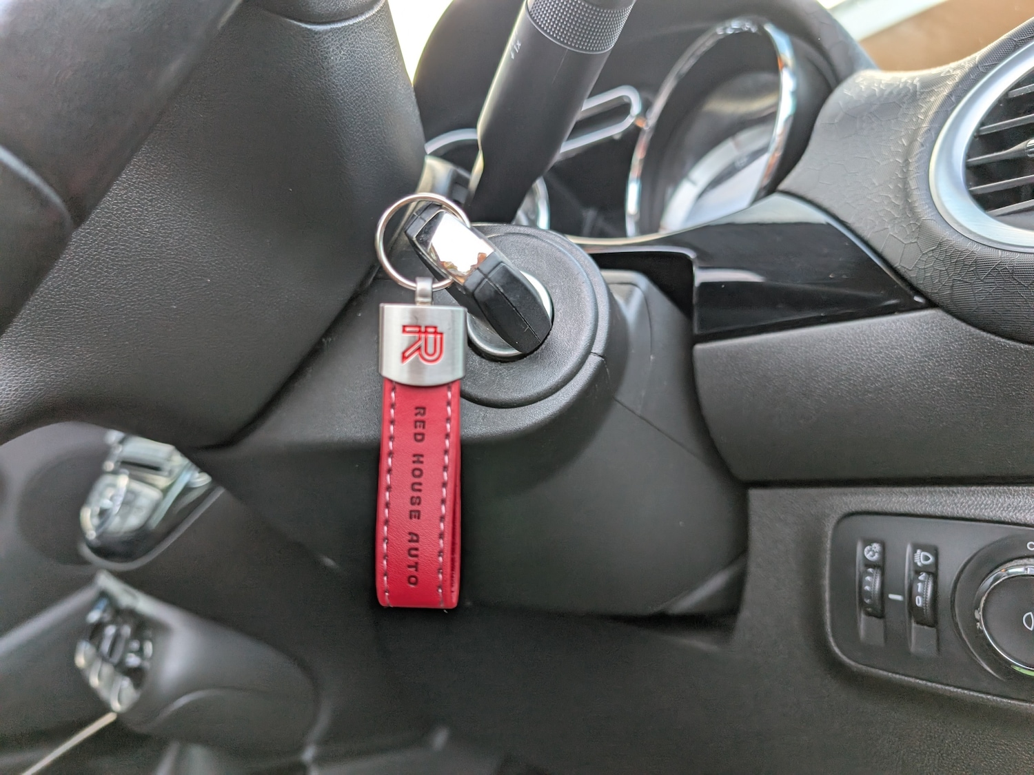 Used Vauxhall ADAM 2015 for sale - 76744569: Photo 77