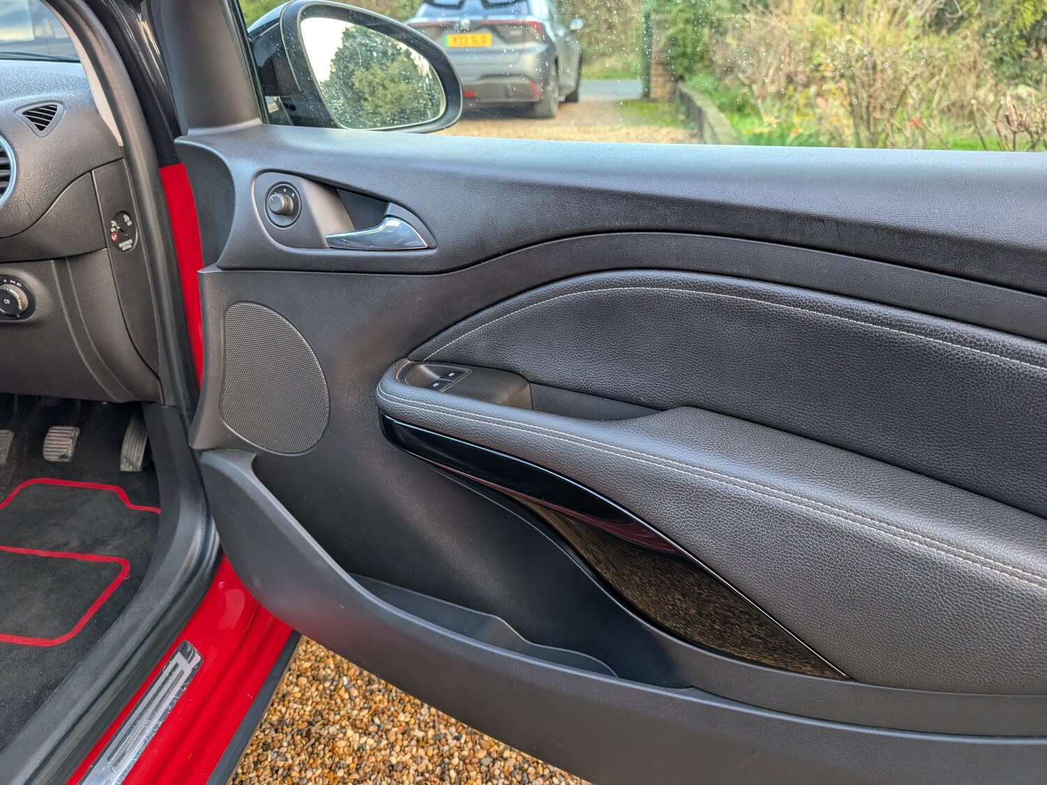 Used Vauxhall ADAM 2015 for sale - 76744569: Photo 92