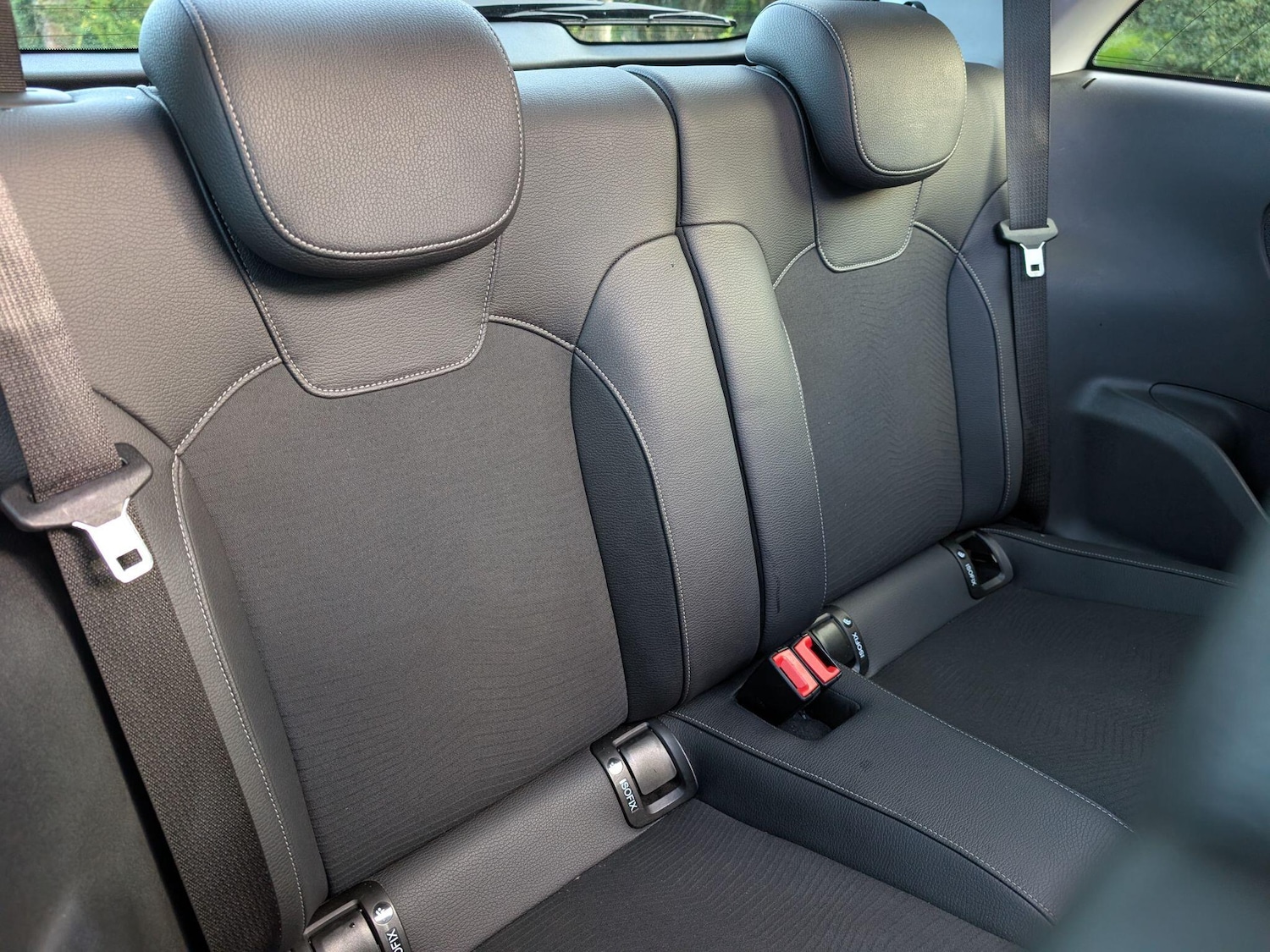 Used Vauxhall ADAM 2015 for sale - 76693284: Photo 24