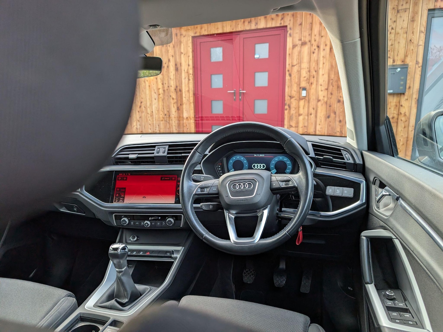 Used Audi Q3 2020 for sale - 76693282: Photo 85