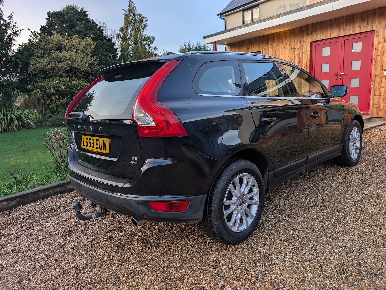 Used Volvo XC60 2009 for sale - 76735752: Photo 2