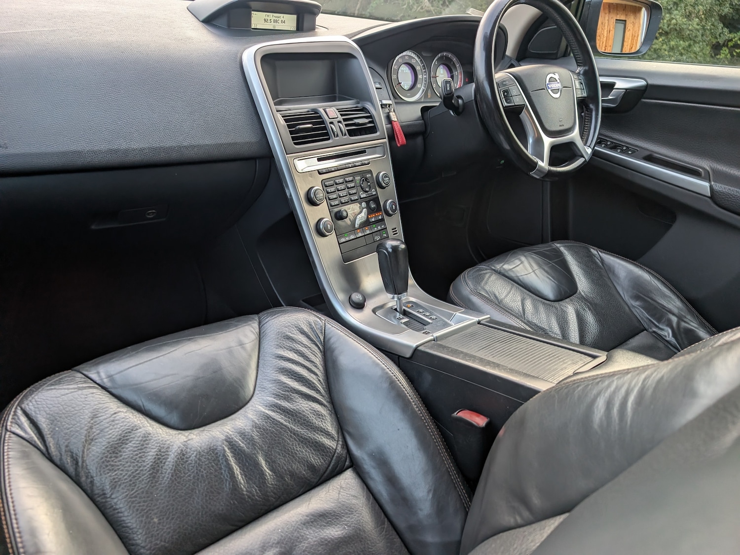 Used Volvo XC60 2009 for sale - 76735752: Photo 33