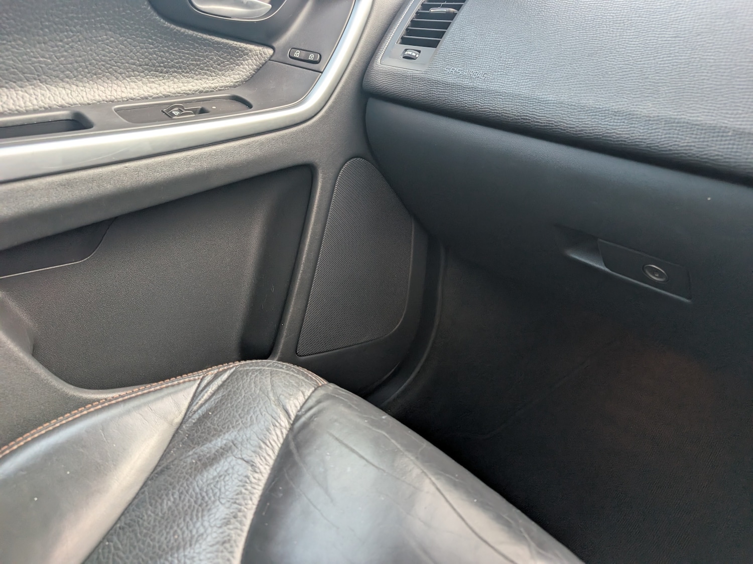 Used Volvo XC60 2009 for sale - 76735752: Photo 49