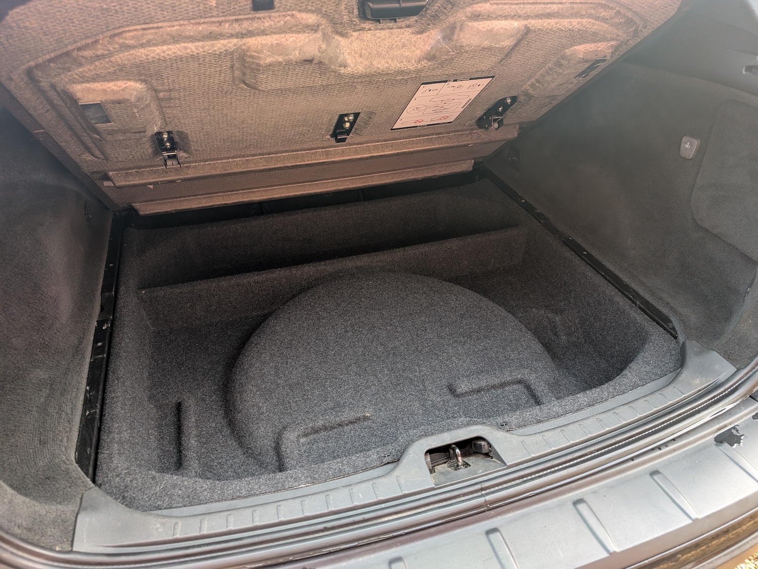 Used Volvo XC60 2009 for sale - 76735752: Photo 54