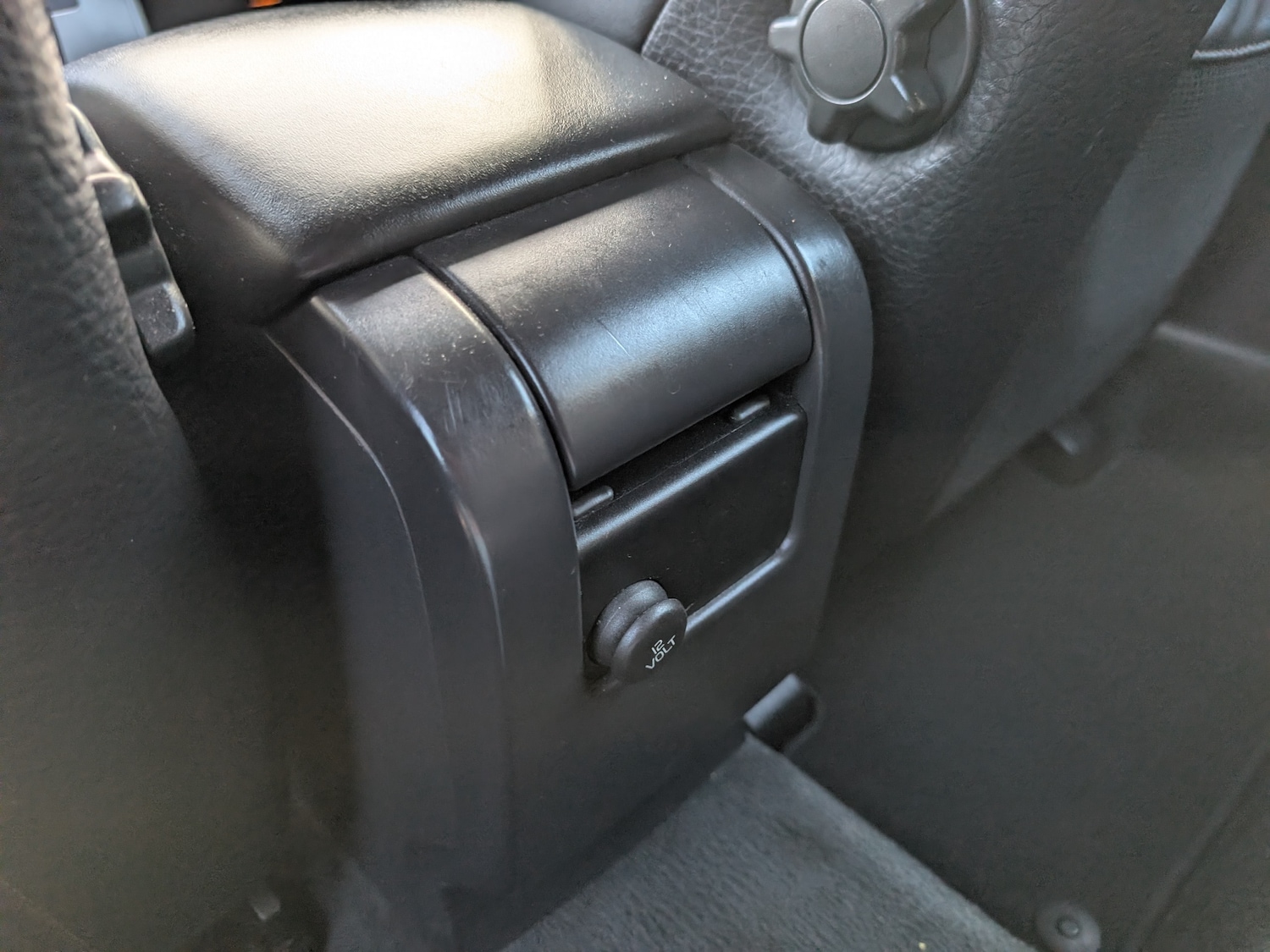 Used Volvo XC60 2009 for sale - 76735752: Photo 79