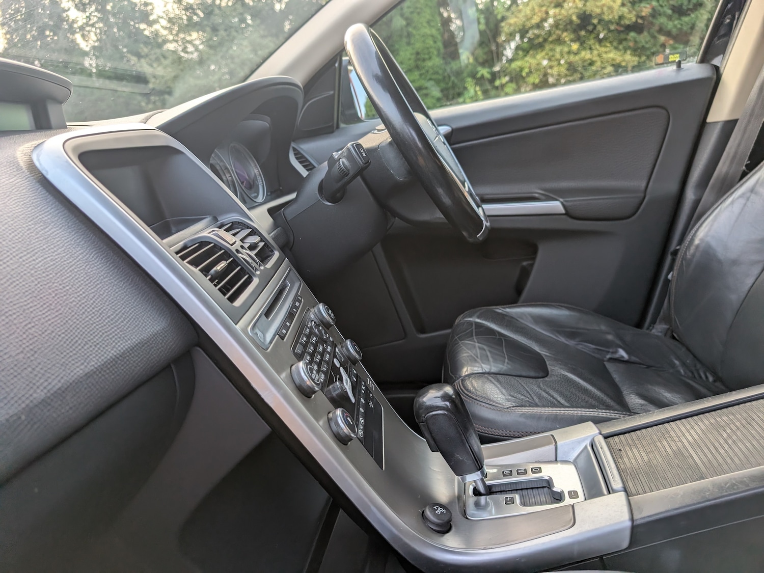 Used Volvo XC60 2009 for sale - 76735752: Photo 85