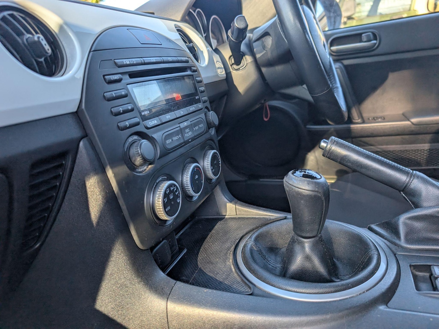 Used Mazda MX-5 2010 for sale - 76715428: Photo 17