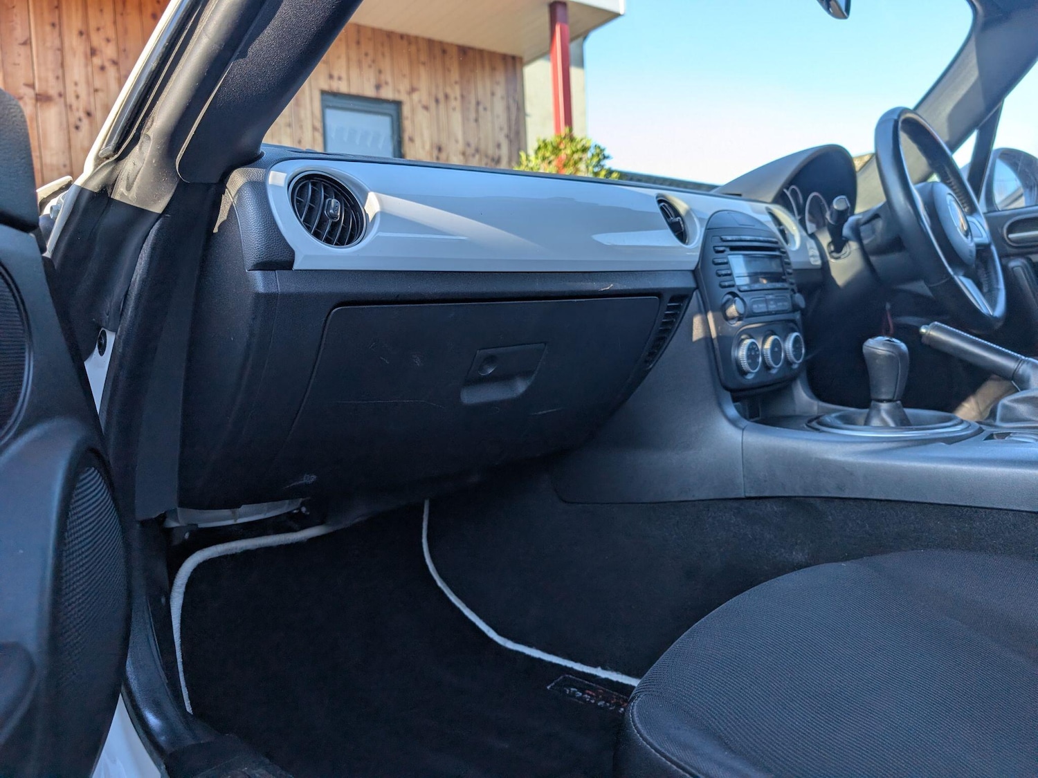 Used Mazda MX-5 2010 for sale - 76715428: Photo 18