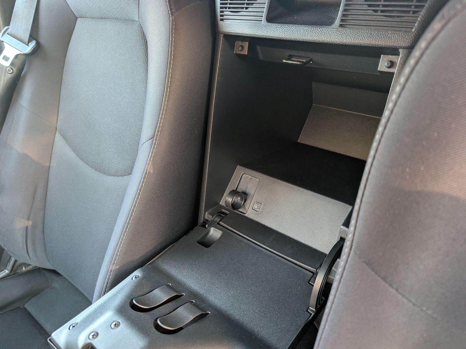 Used Mazda MX-5 2010 for sale - 76715428: Photo 88