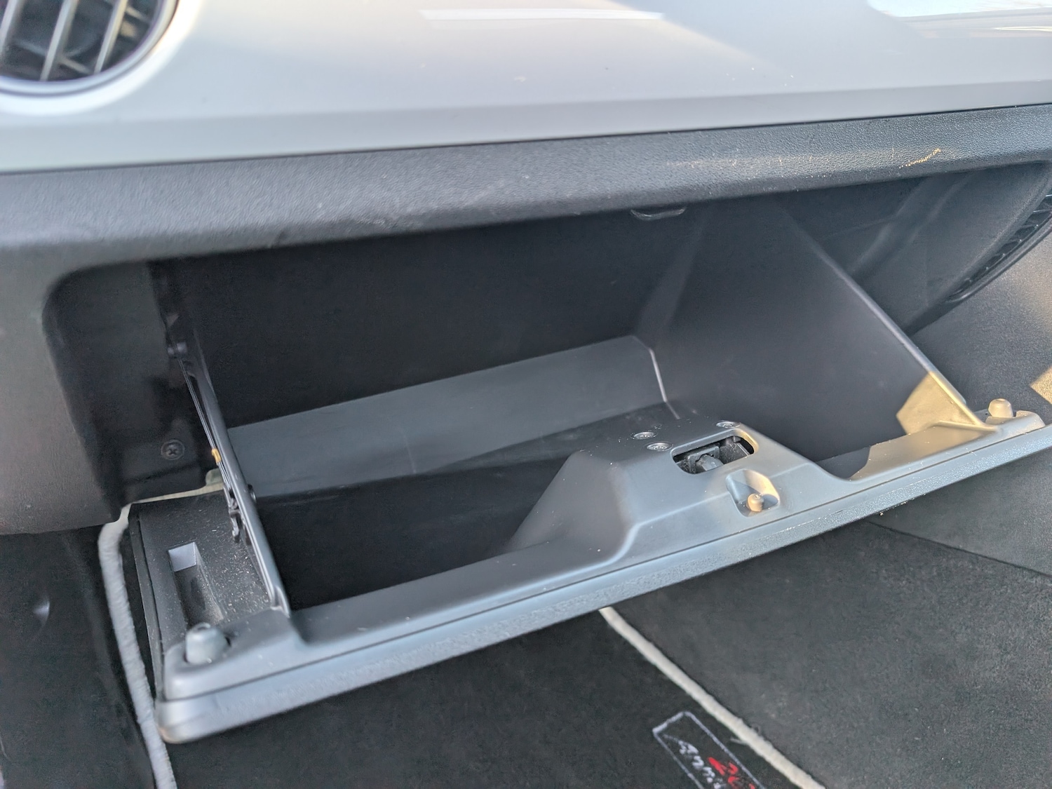 Used Mazda MX-5 2010 for sale - 76739405: Photo 29