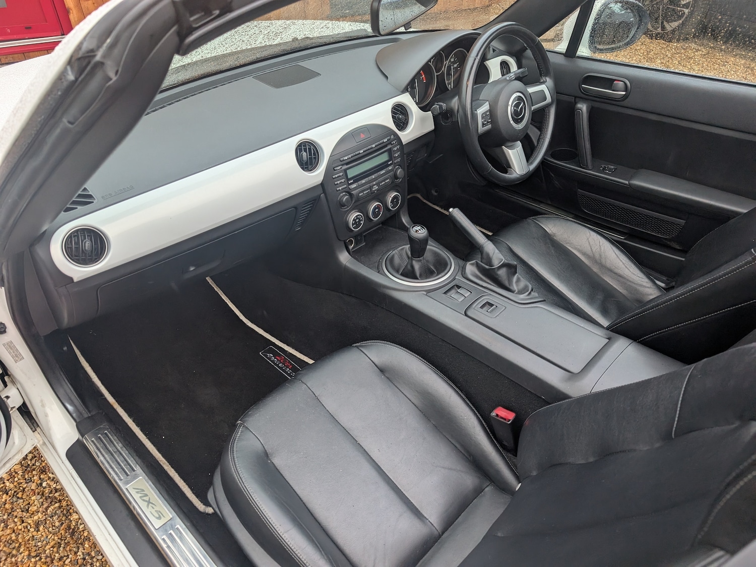 Used Mazda MX-5 2010 for sale - 76739405: Photo 69