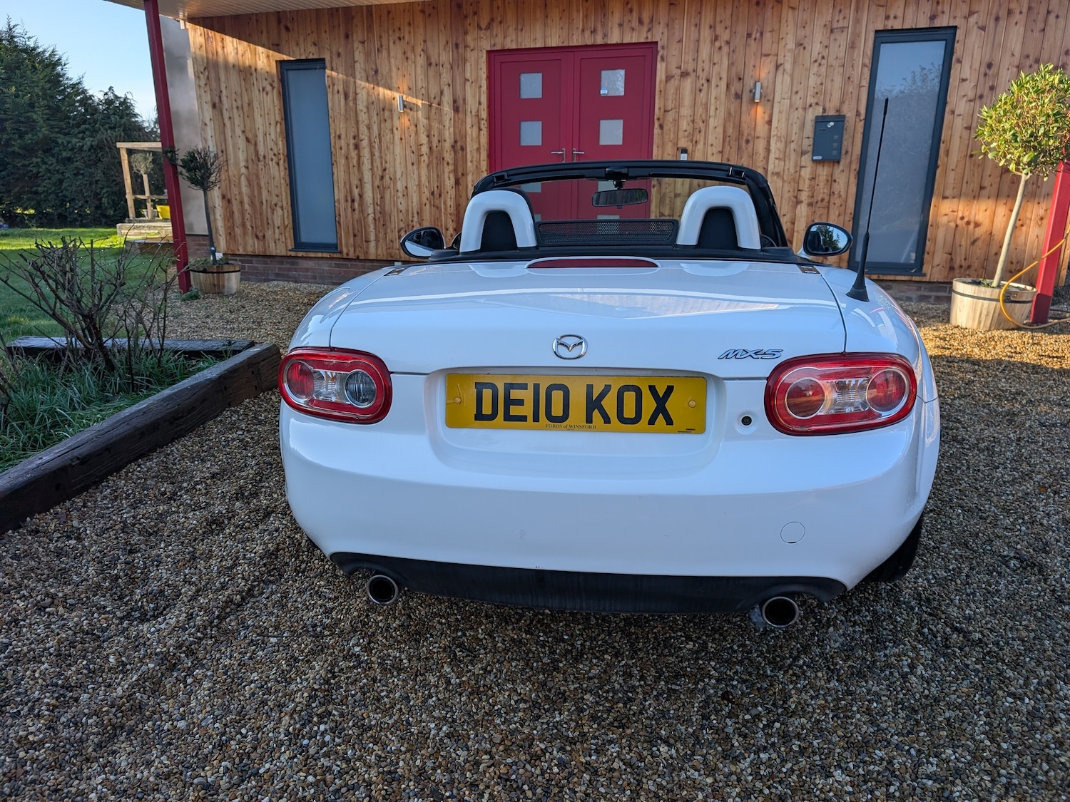 Used Mazda MX-5 2010 for sale - 76739405: Photo 8