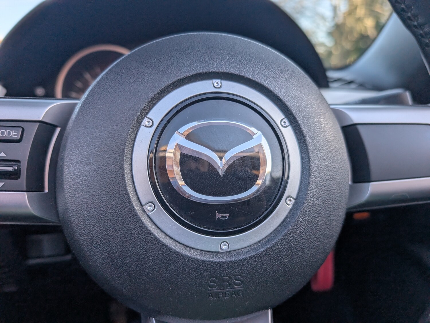 Used Mazda MX-5 2010 for sale - 76739405: Photo 92