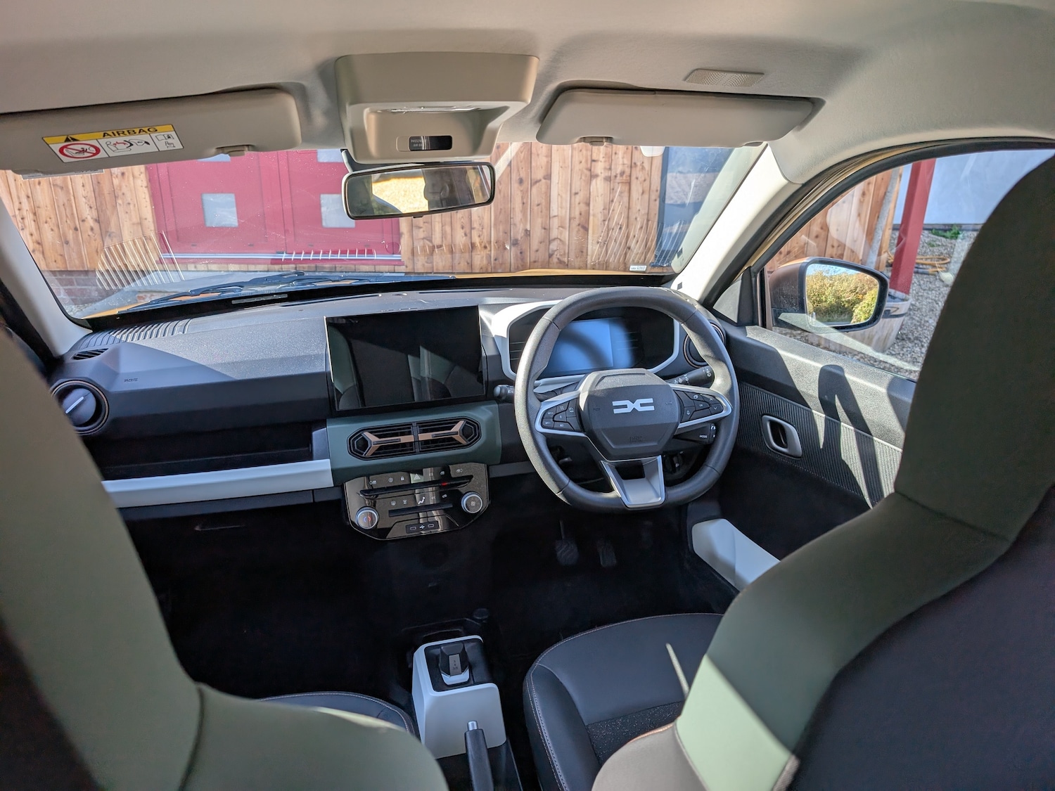 Used Dacia Spring 2024 for sale - 76819757: Photo 100