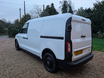 Used LEVC VN5 2021 for sale - 76859373: Photo