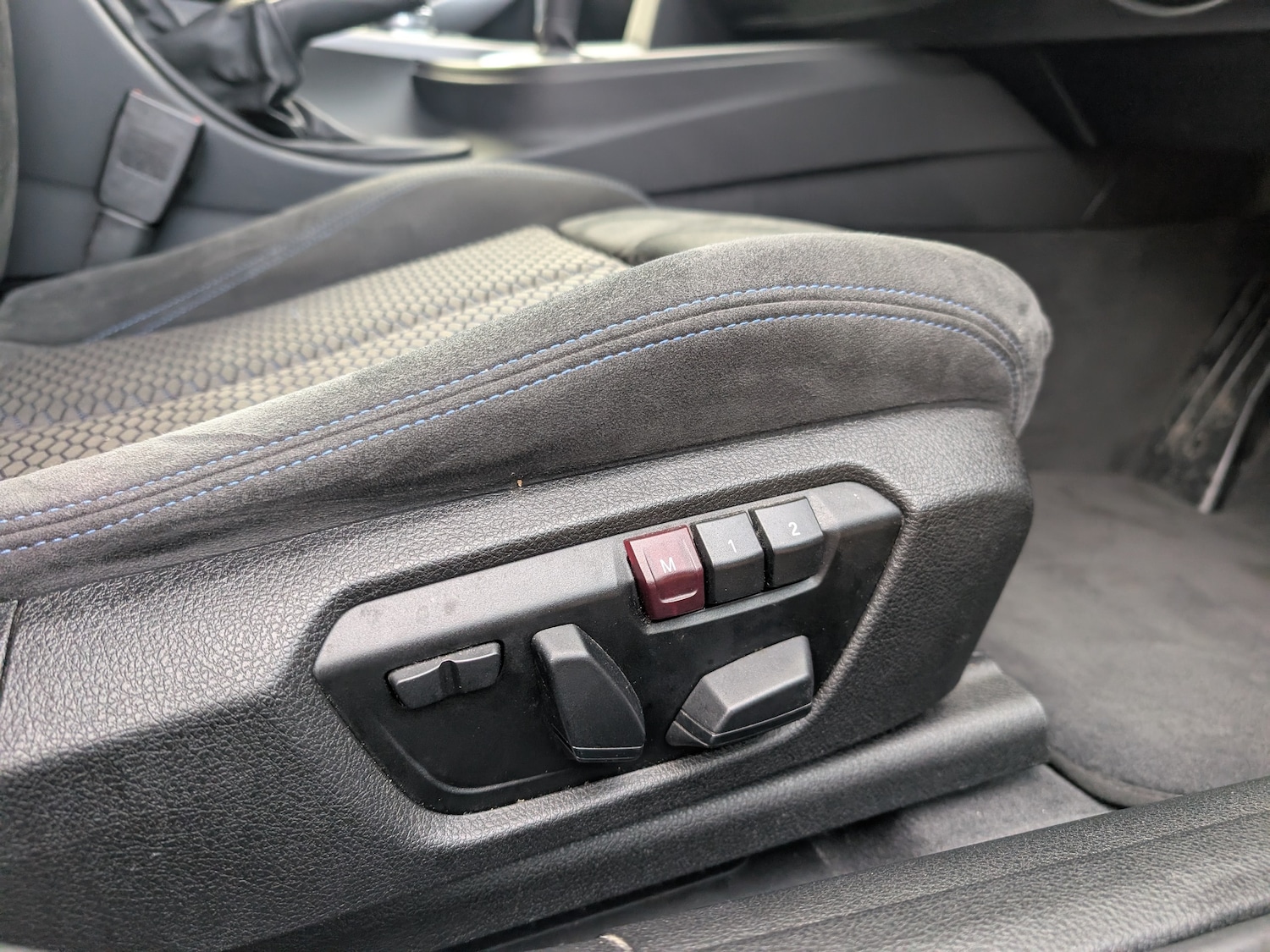 Used BMW 3 Series 2025 for sale - 77125240: Photo 90