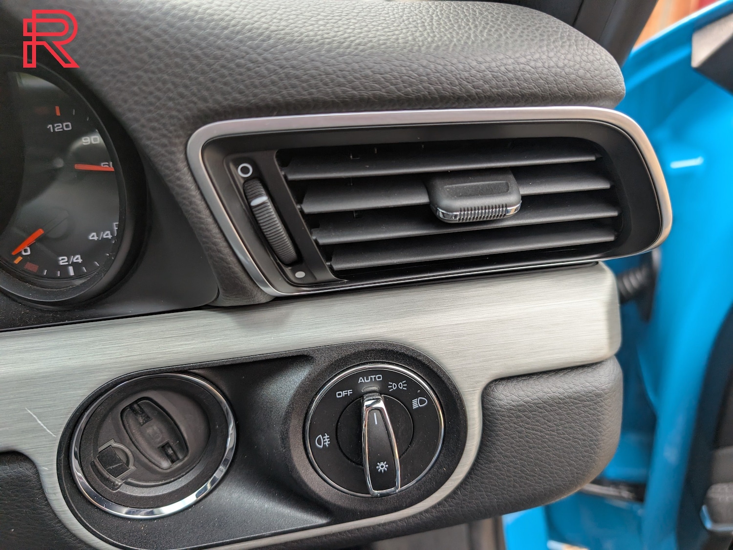 Used Porsche 911 2017 for sale - 77048362: Photo 39