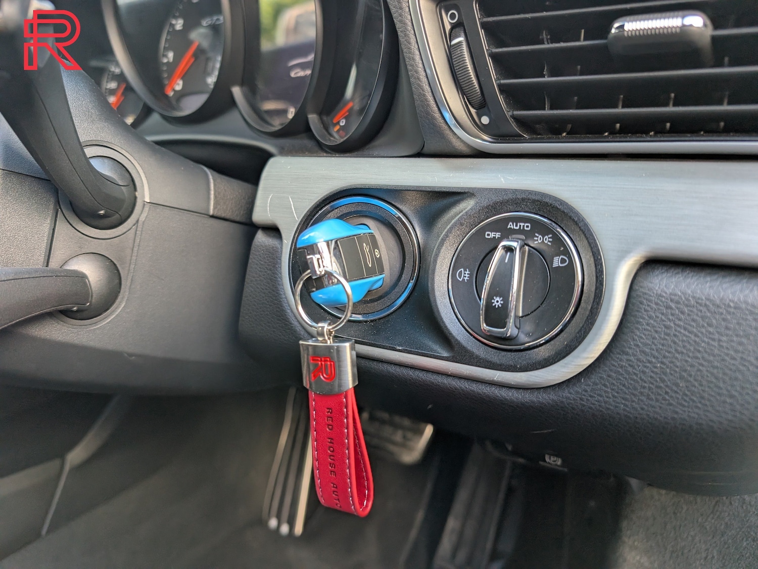 Used Porsche 911 2017 for sale - 77048362: Photo 70