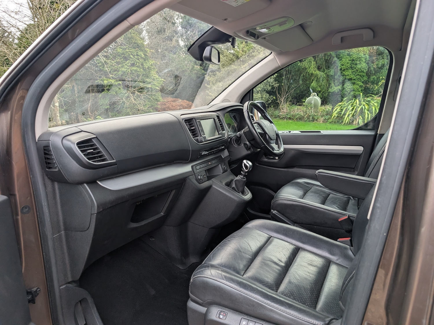 Used Peugeot Traveller 2017 for sale - 77056251: Photo 17