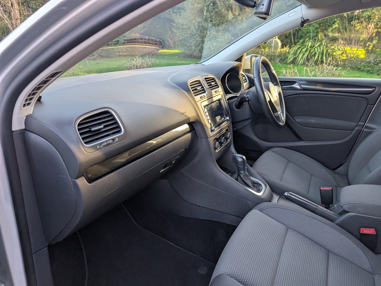 Used Volkswagen Golf 2012 for sale - 77006425: Photo 16