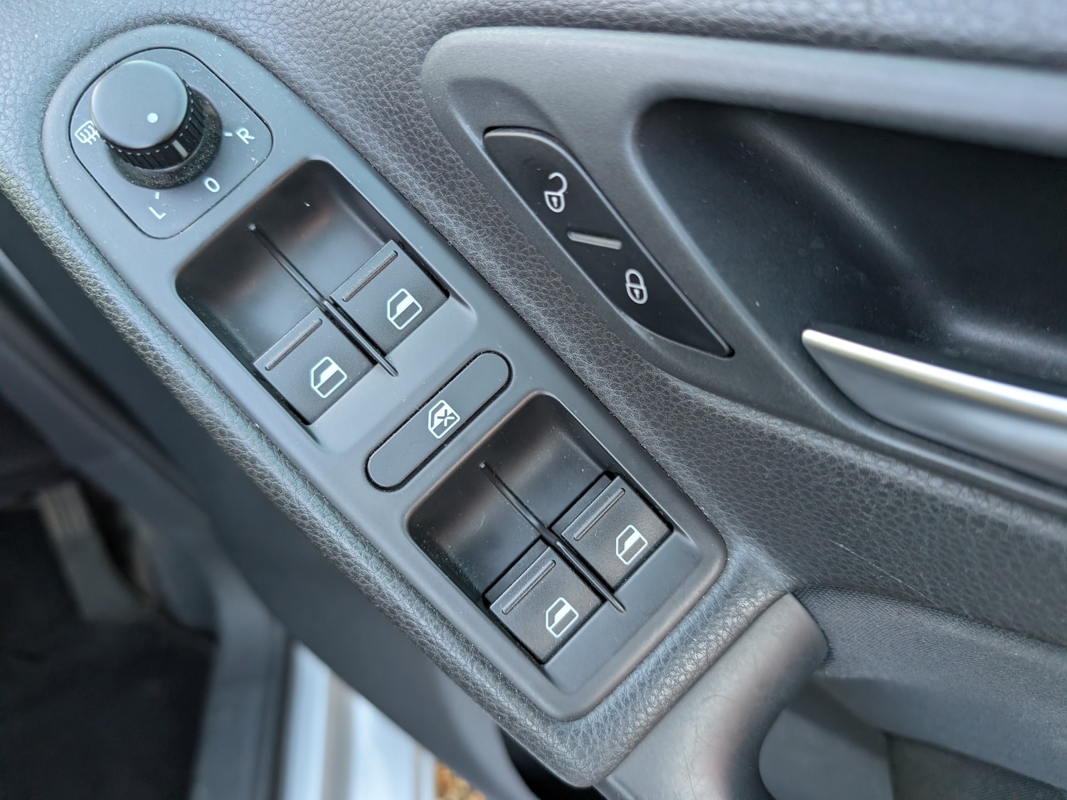 Used Volkswagen Golf 2012 for sale - 77006425: Photo 23