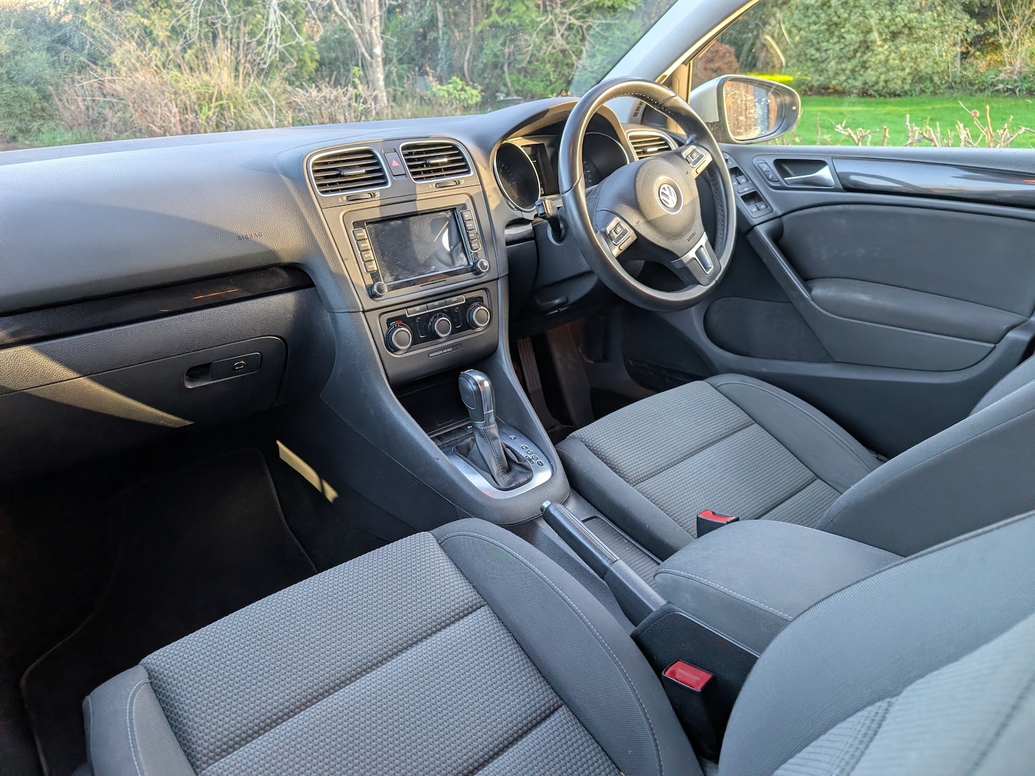 Used Volkswagen Golf 2012 for sale - 77006425: Photo 3