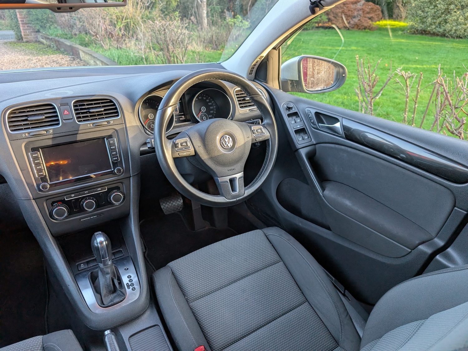 Used Volkswagen Golf 2012 for sale - 77006425: Photo 60