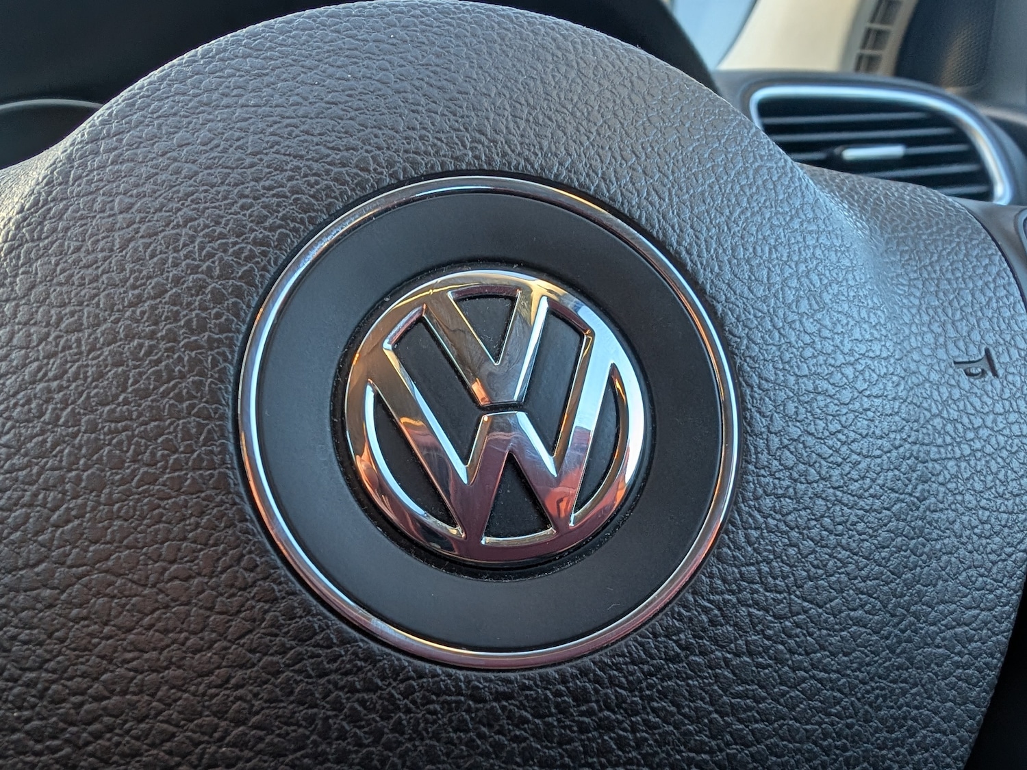 Used Volkswagen Golf 2012 for sale - 77006425: Photo 95