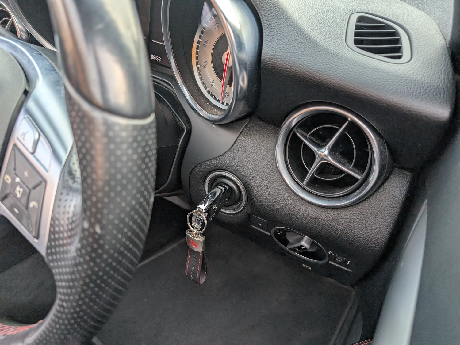 Used Mercedes-Benz SLK 2012 for sale - 78210587: Photo 62