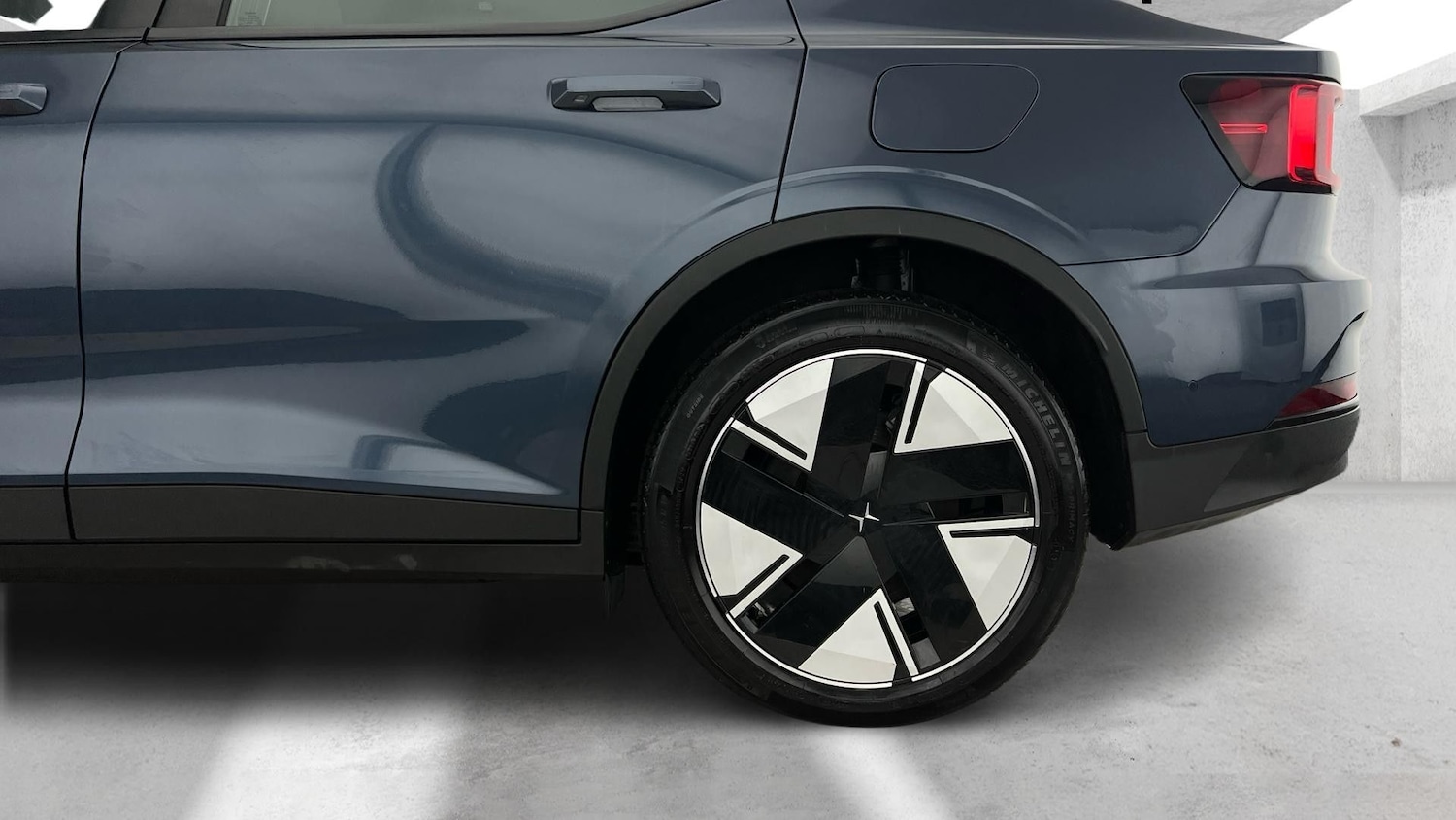 Used Polestar Polestar 2 2025 for sale - 77690870: Photo 27